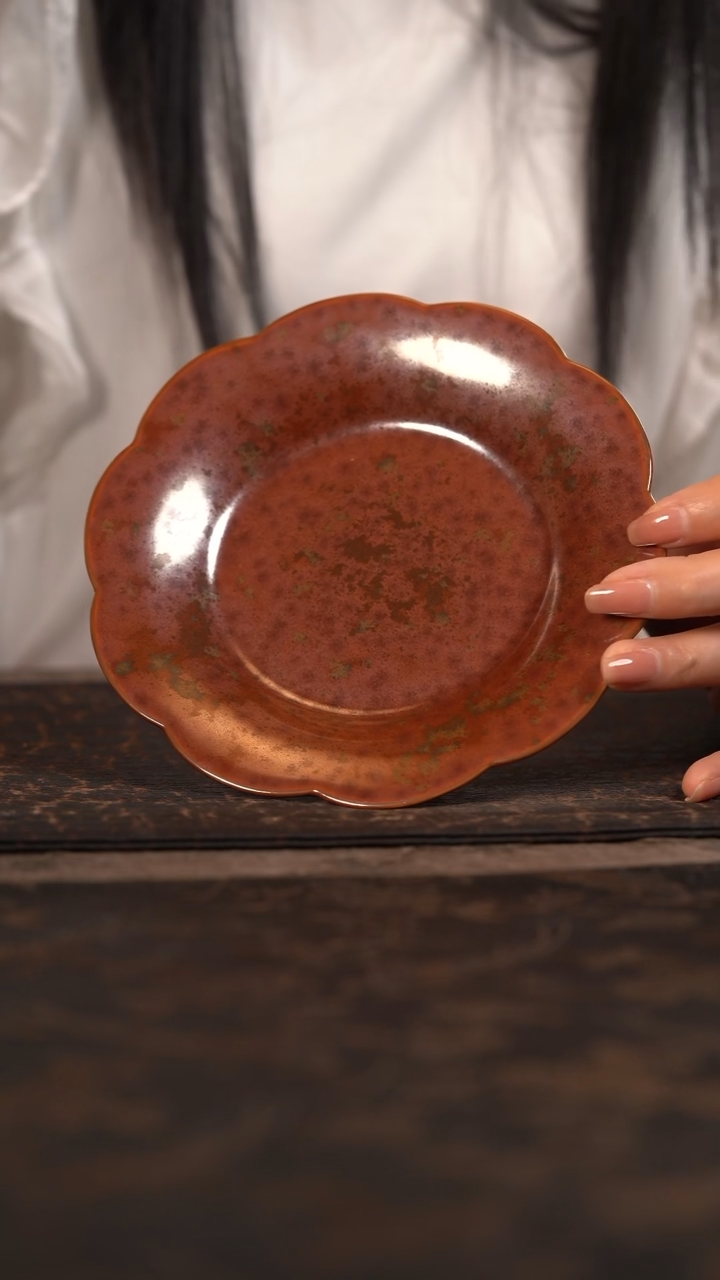 【闪购商品】杯聚澜堂红金花釉葵口壶承