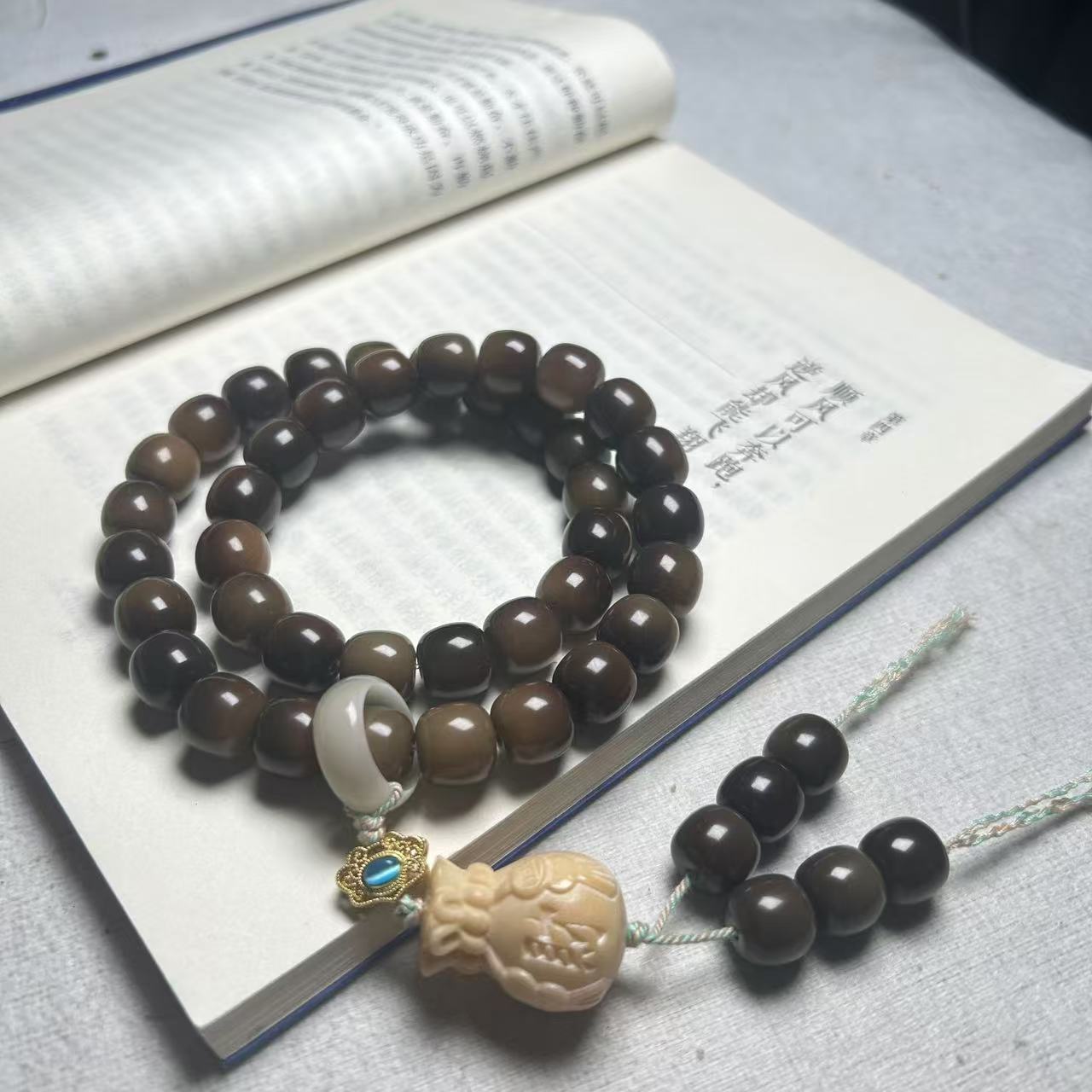 天然菩提根手串敦煌色老型珠文玩饰品