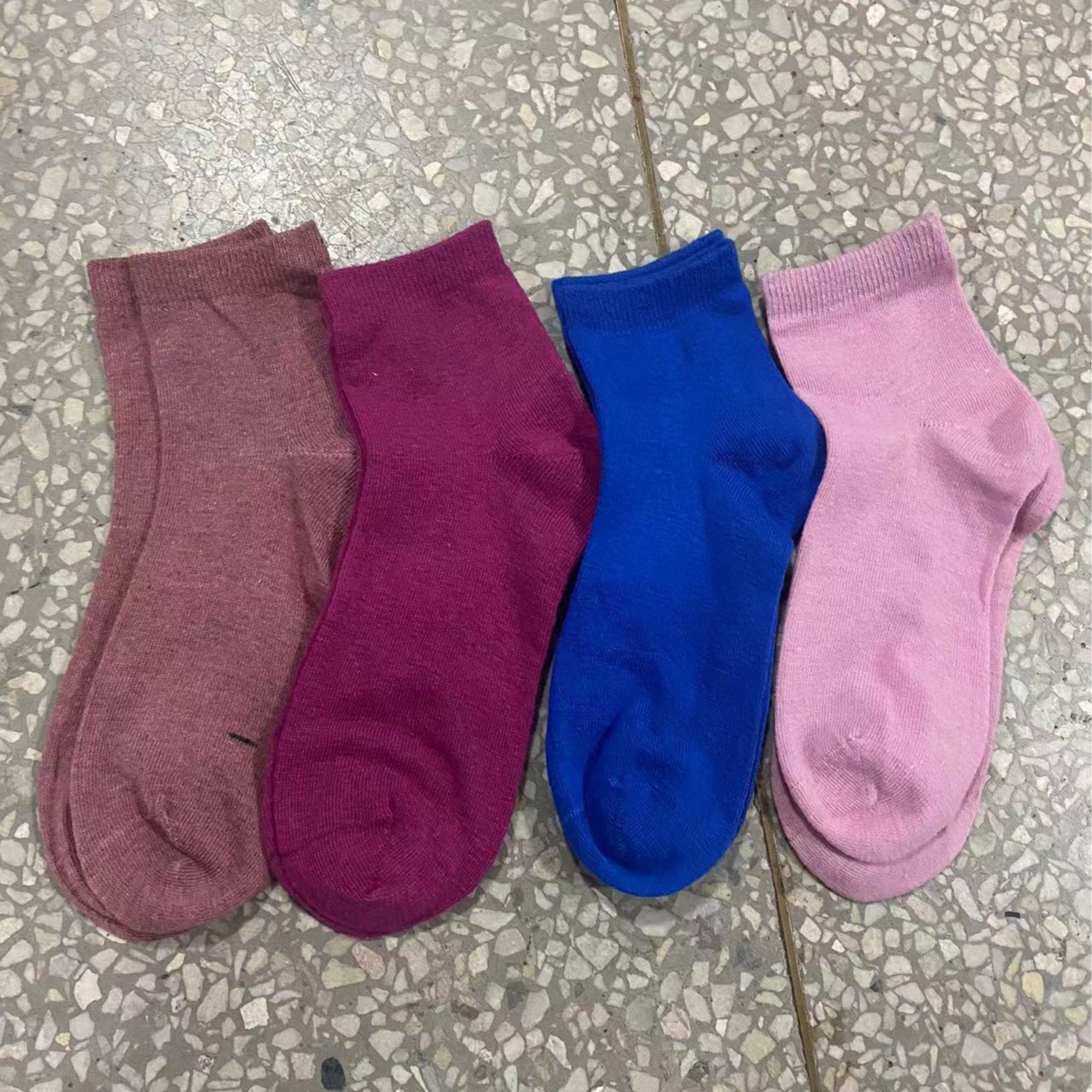 《厚广家》3楼薄袜女生款 发4双50%绵/羊毛不挑色