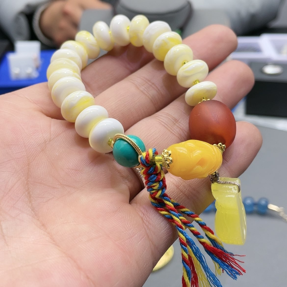 【闪购商品】琥珀手链未镶嵌