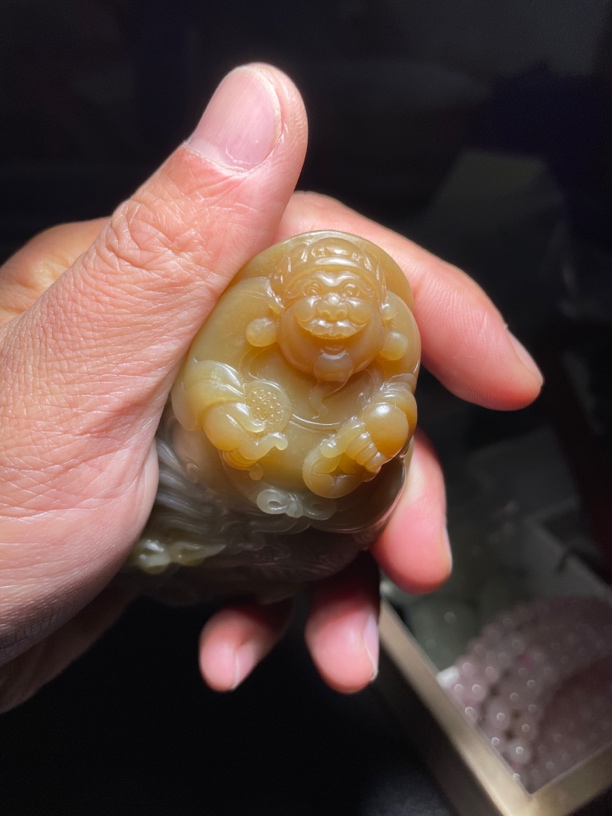 新疆和田玉且末糖料财神把件 大师精工巧雕 玉质油润细腻重约215g