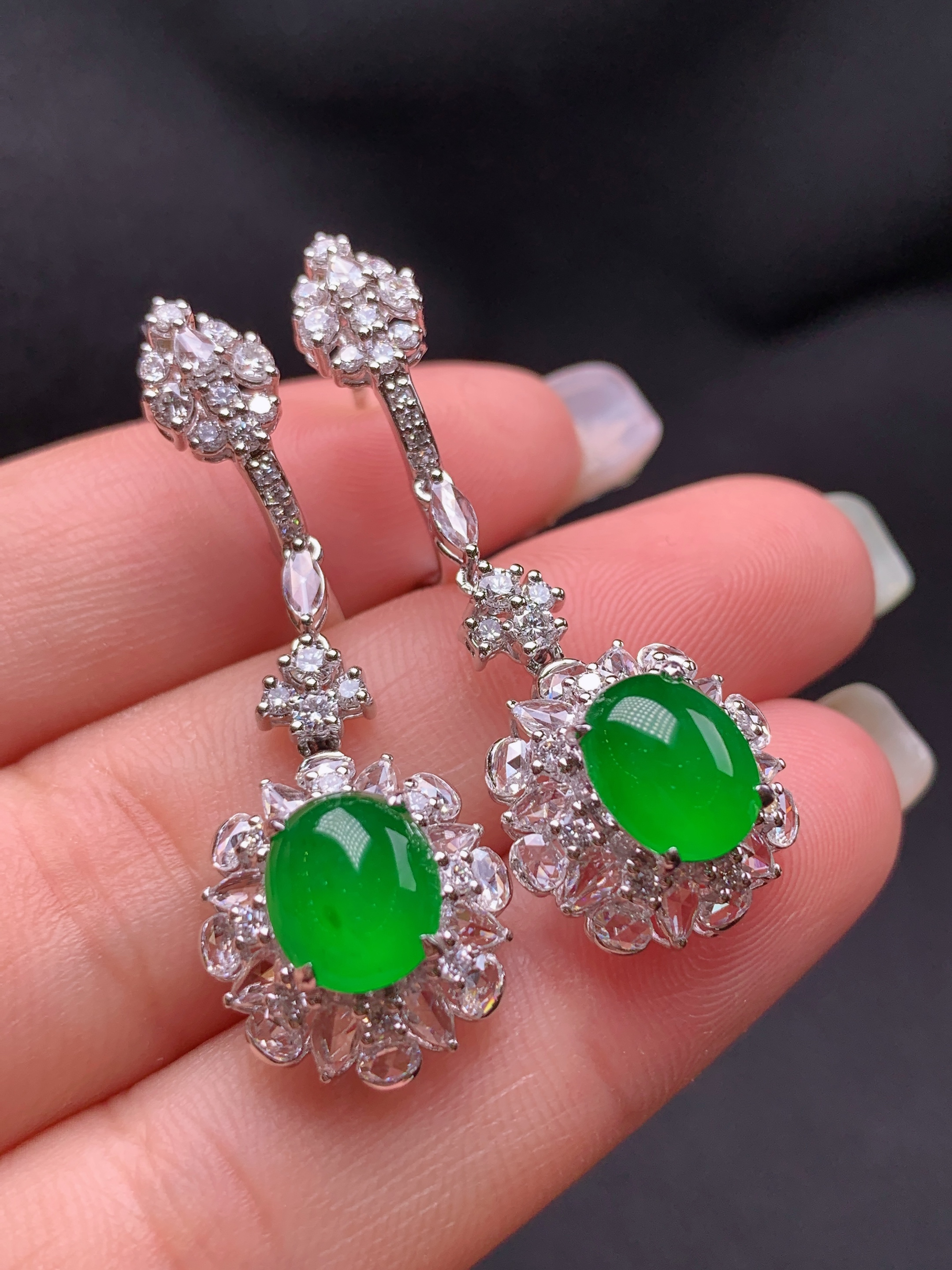 天然缅甸翡翠蛋面耳坠