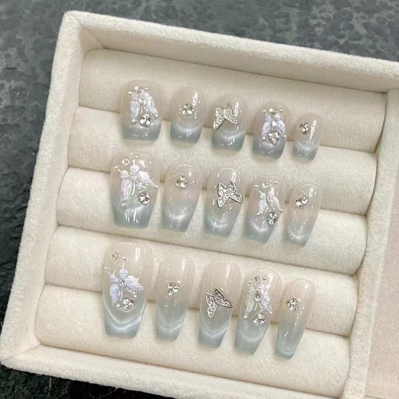 （法式猫眼）新款纯手工穿戴甲法式猫眼蝴蝶高级感指甲贴片新十九
