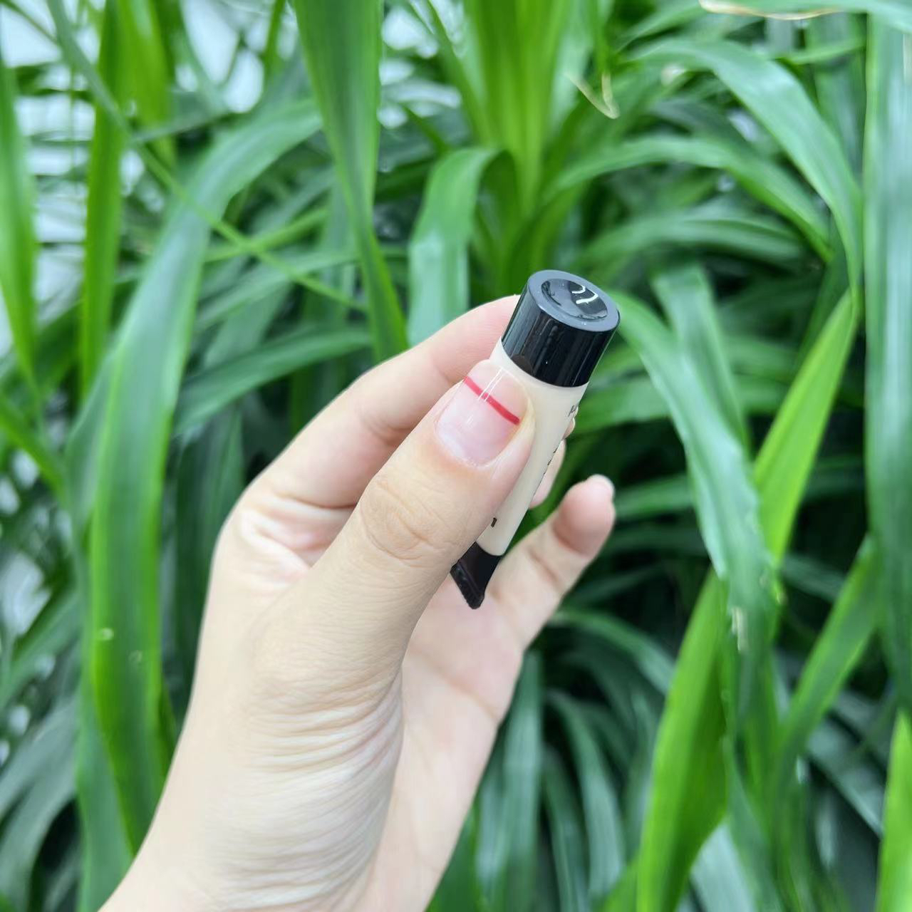 【底妆还得看毛老师！】嘎嘎服帖！干皮本命801光感柔润粉底