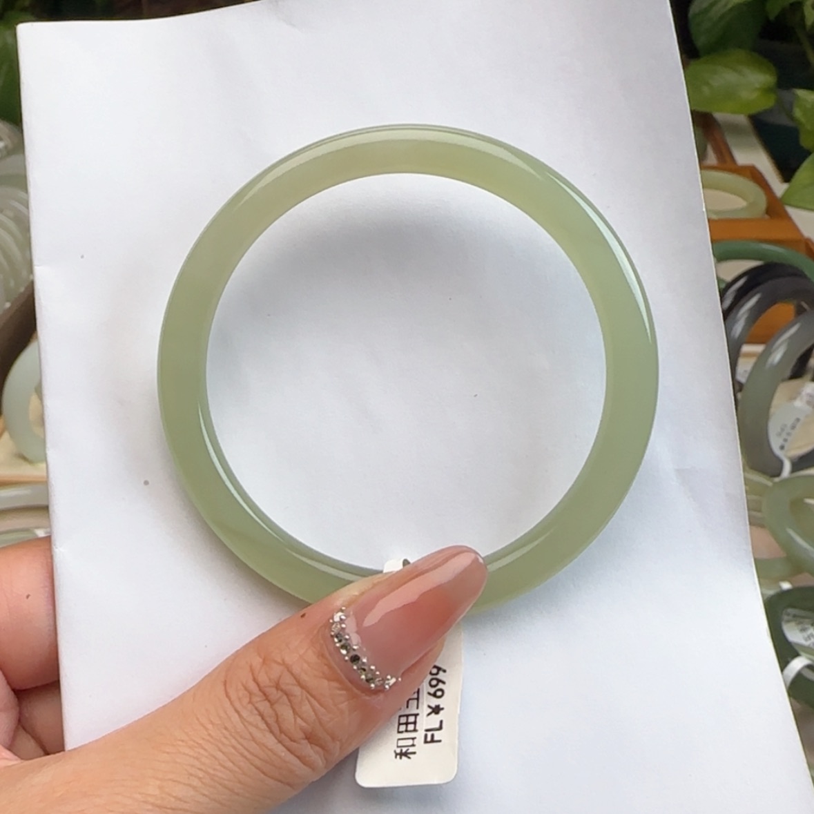 【闪购商品】和田玉手镯未镶嵌M****e58