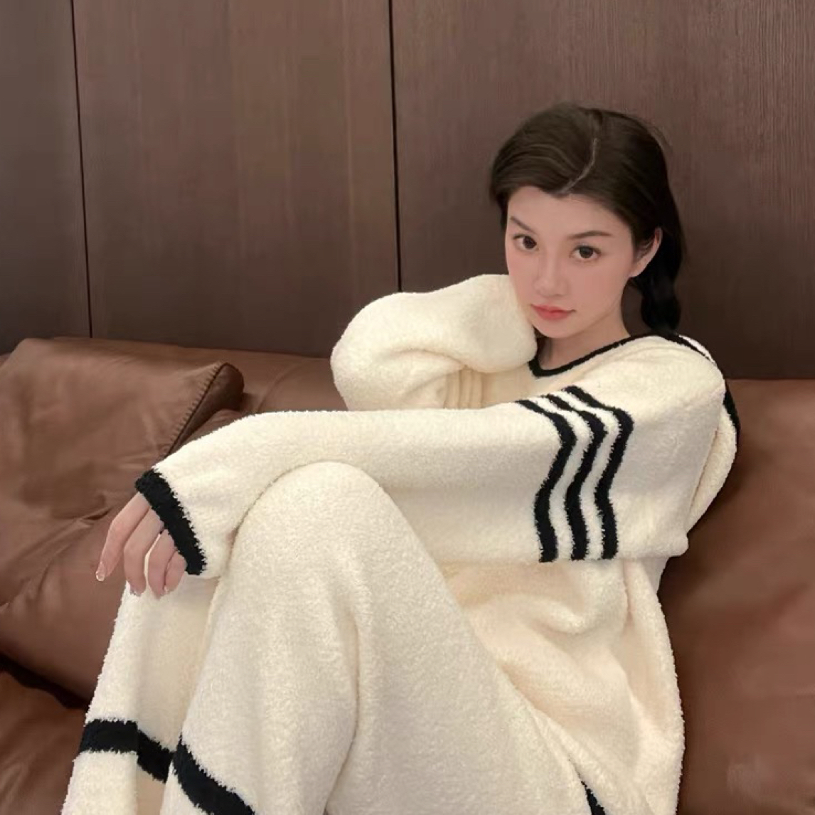 半边绒2024冬款长袖白色戴帽子加绒保暖睡衣家居服LXC