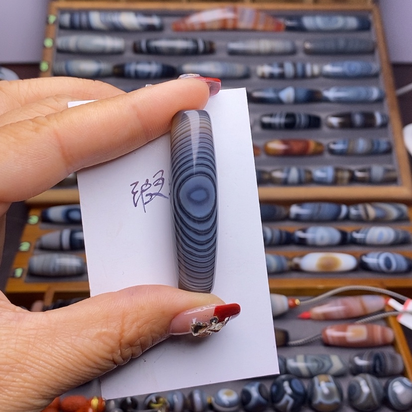 【闪购商品】玛瑙/玉髓珠宝奇石未镶嵌燚**悦