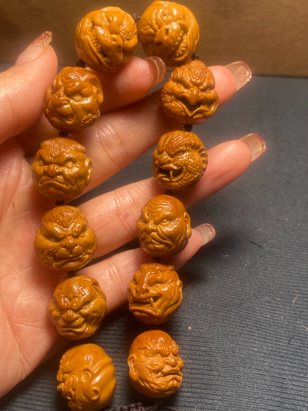 1.9十二生肖恶僧。铁核橄榄核雕刻手工精品大师作品