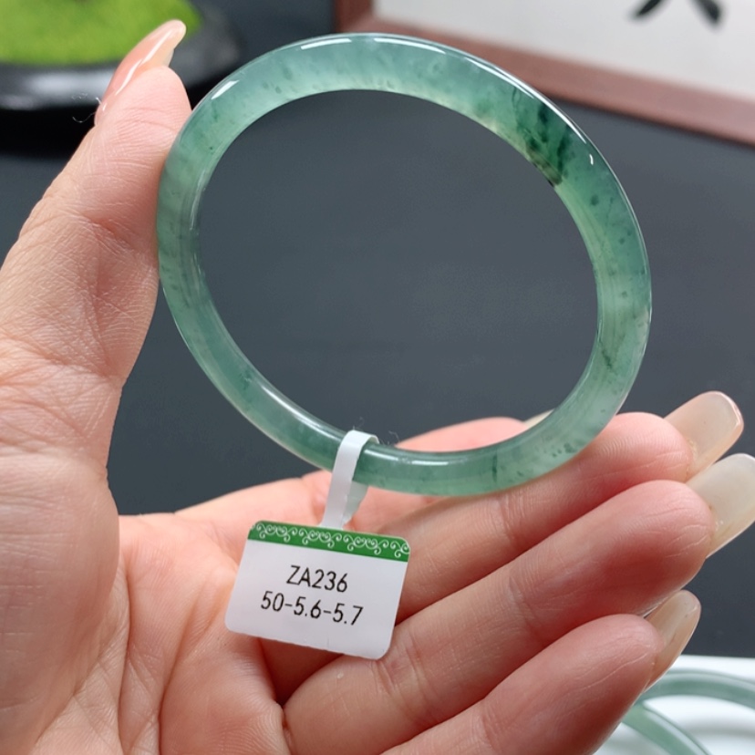【闪购商品】翡翠手镯未镶嵌