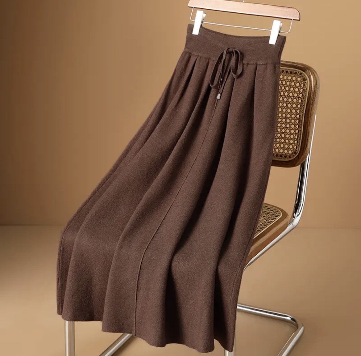 新款秋冬女士A字半身裙洋气时尚高腰显瘦过膝大摆气质显瘦