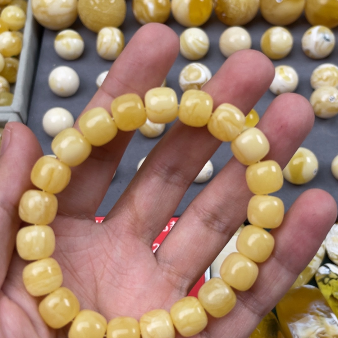 蜜蜡珠宝奇石未镶嵌