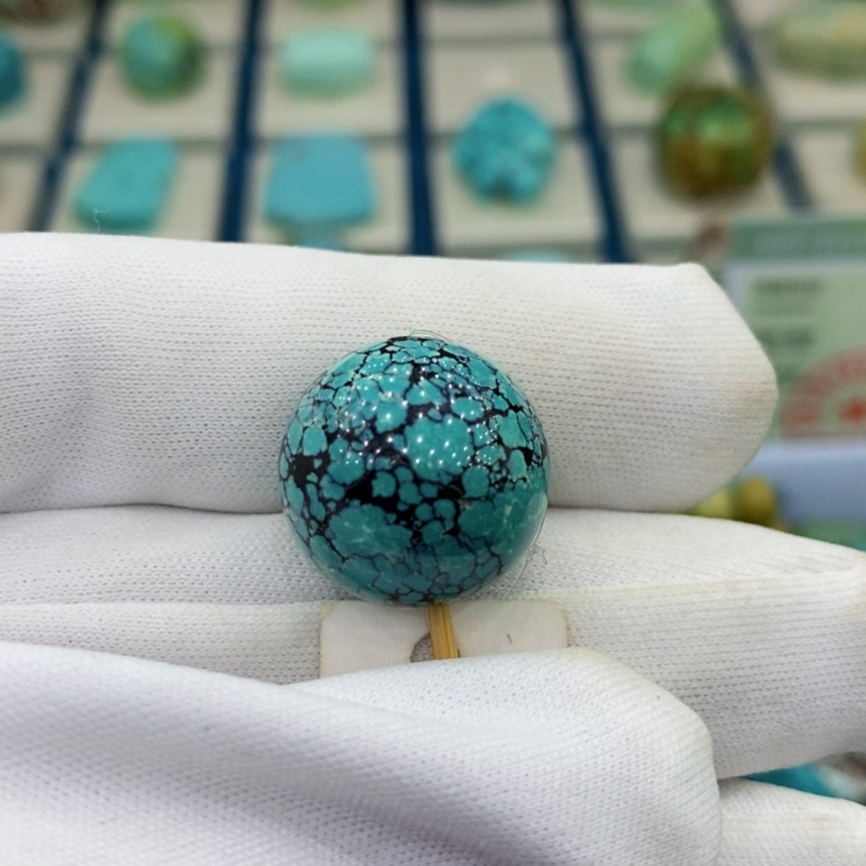 【闪购商品】绿松石珠宝奇石未镶嵌冈**齐