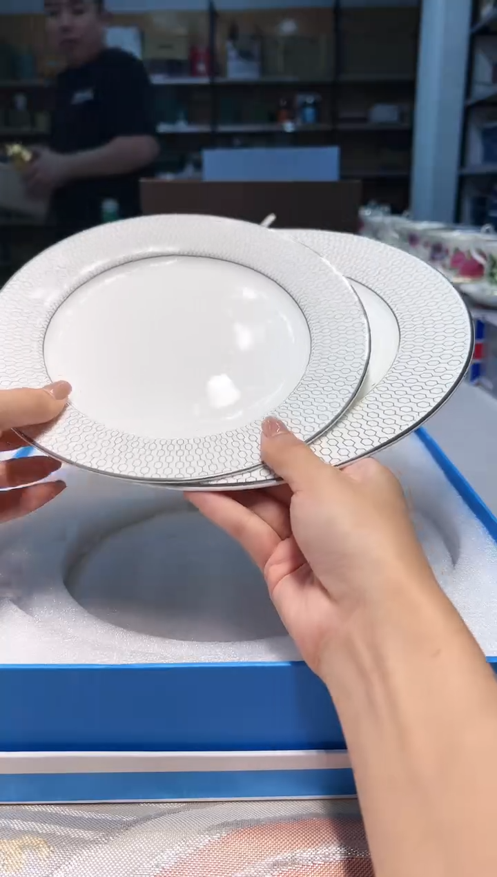 【闪购商品】瓷片初七瓷语的瓷器全场破价