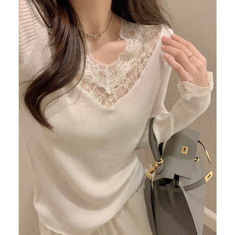白色蕾丝拼接V领内搭针织衫女2023秋冬新款甜美减龄百搭打底毛衣