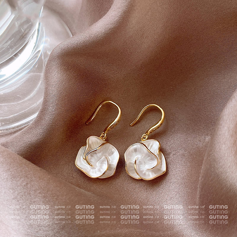 铜合金耳饰 （山间花语）手工耳环优雅名媛超仙白色花朵耳饰12902