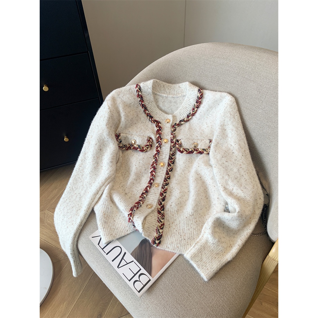 【奶白糖】小洁大码春季新气质织带圆领设计感时尚毛衣针织开衫上衣