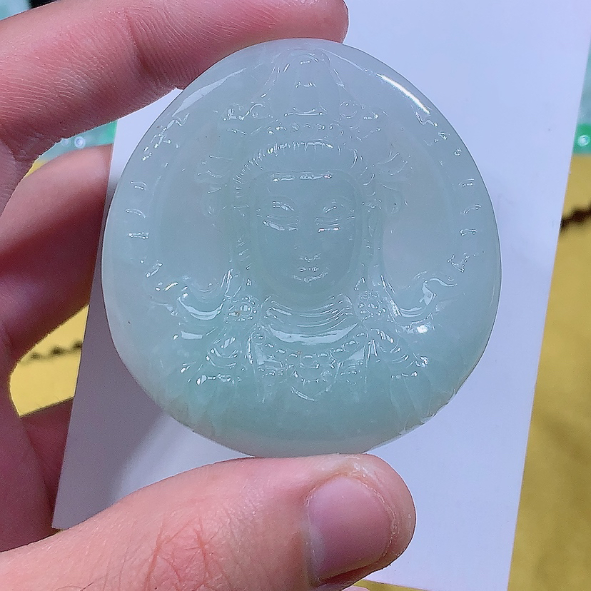 天然A货缅甸翡翠观音头吊坠，照片左滑看尺寸