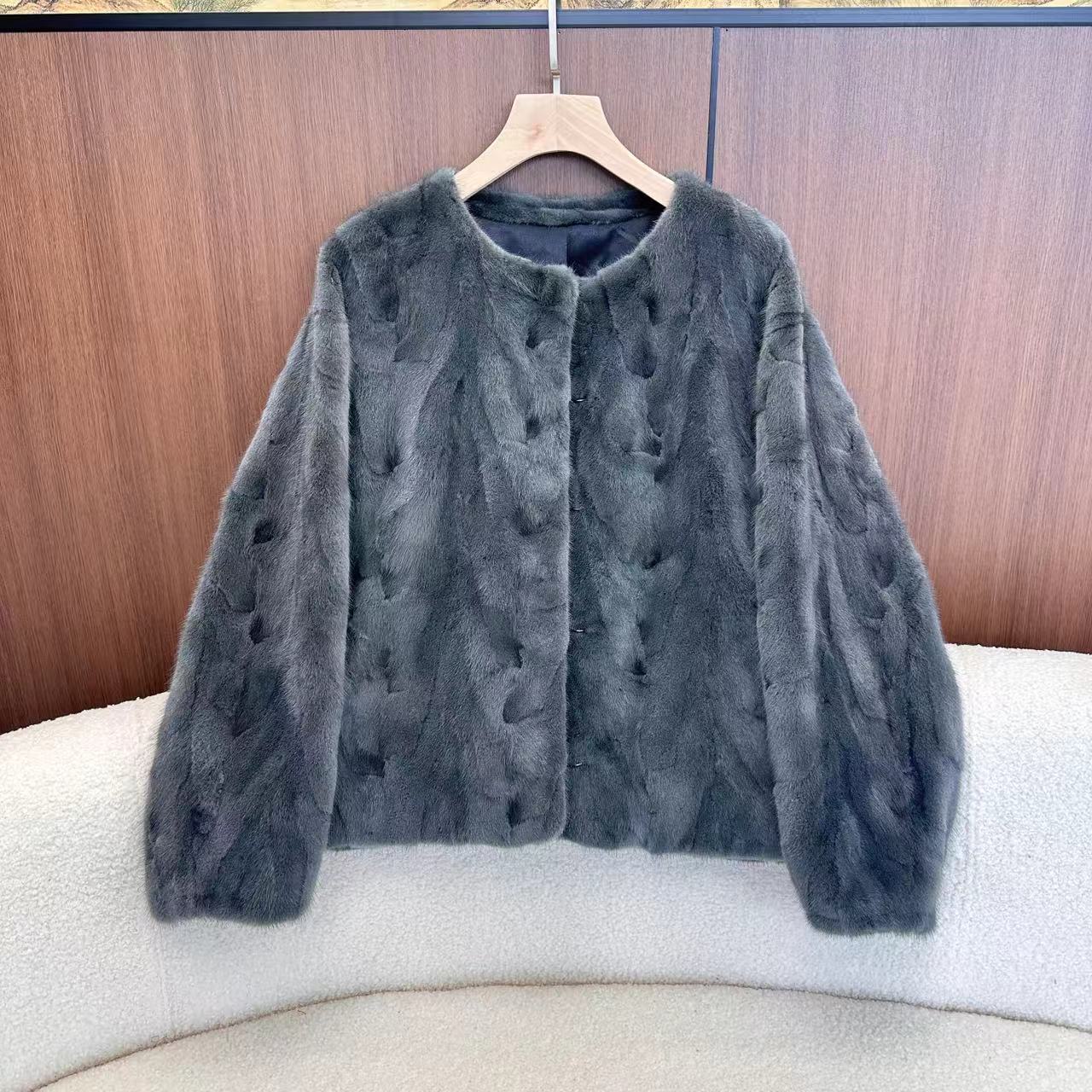 山.尔【雅观】高尔夫保暖秋冬款水貂外套
