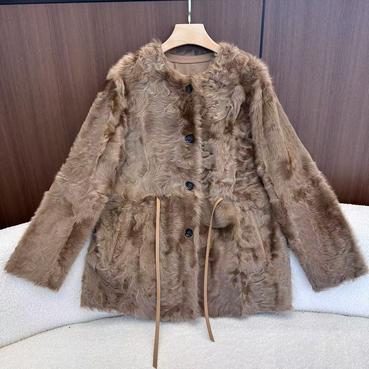 【逢喜】两面穿抽绳收腰小湖羊皮毛一体外套