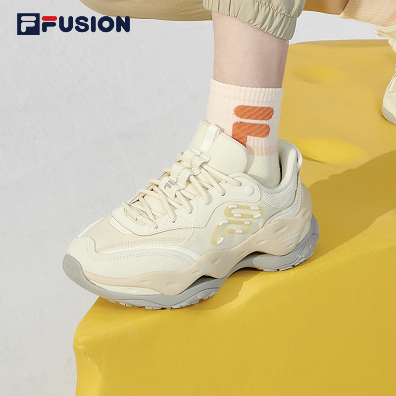 FILAFUSION夏季潮流情侣百搭时尚经典复古跑鞋跑步鞋T12M/W241103