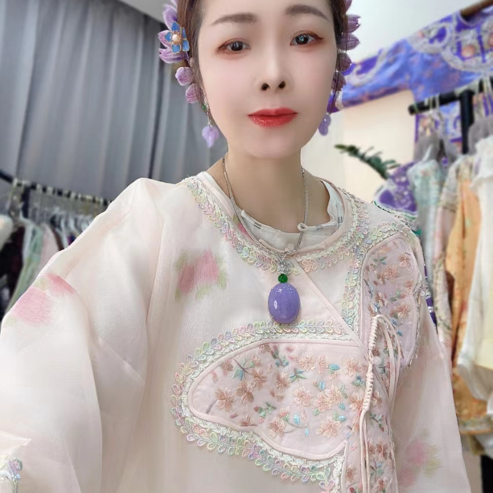 绣裳花原创设计新中式国风苏式手工刺绣休闲百搭桑蚕丝蝴蝶上衣