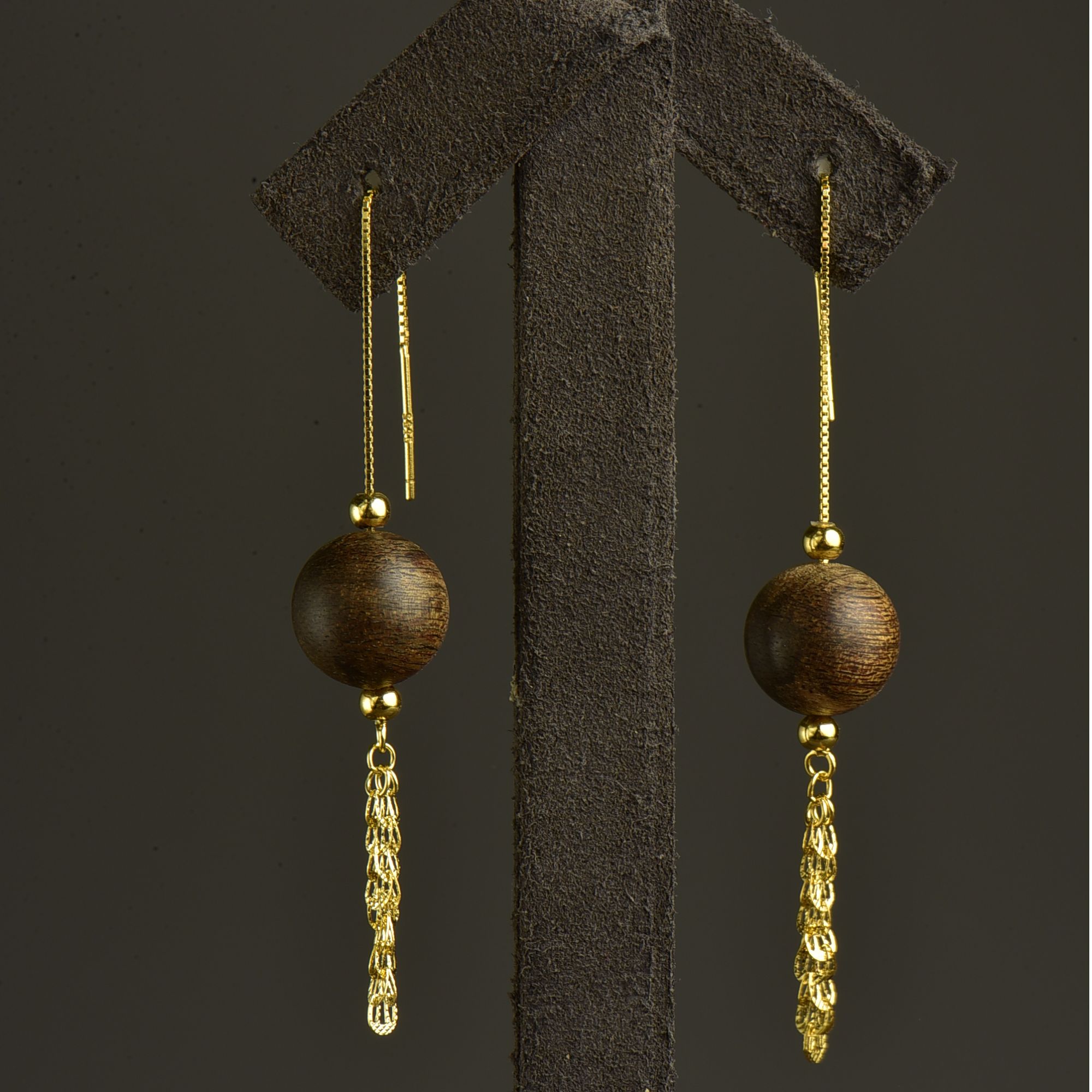 达拉干沉香1.2M耳坠