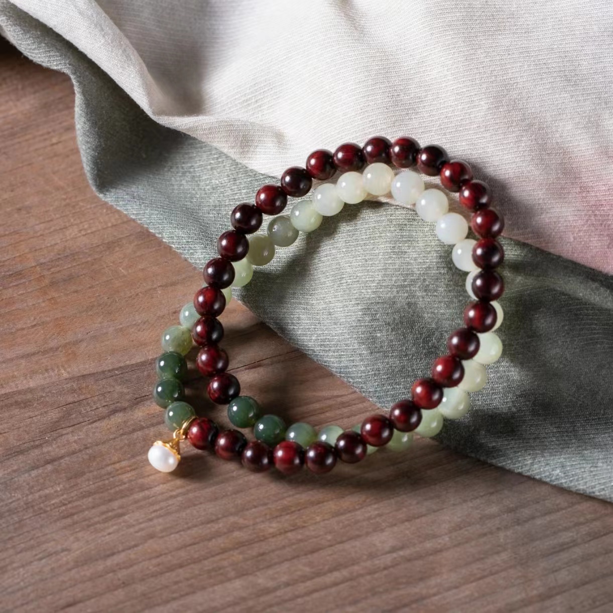 小叶紫檀搭配渐变色（珍）设计款双圈手串