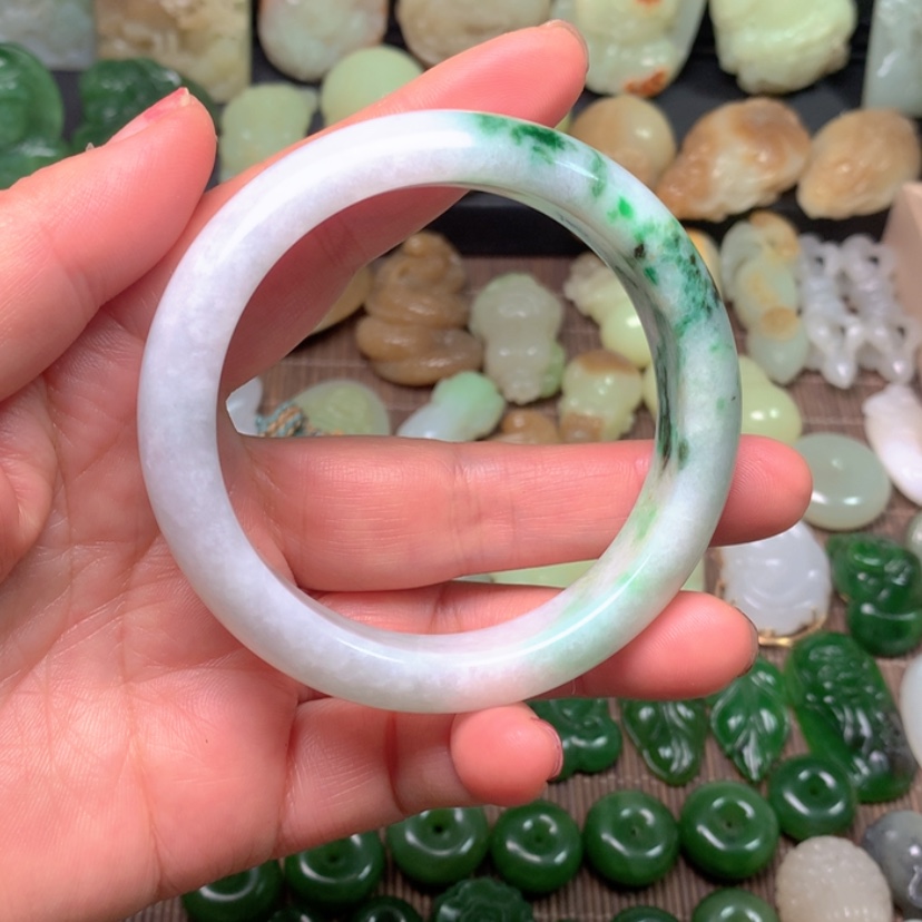 【闪购商品】翡翠颈饰未镶嵌晚***安
