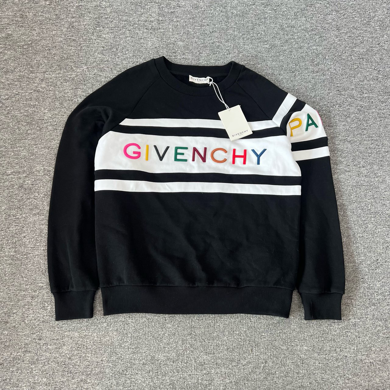 Givenchy 纪梵希 彩虹刺绣Logo 套头卫衣 全新带吊牌 L码