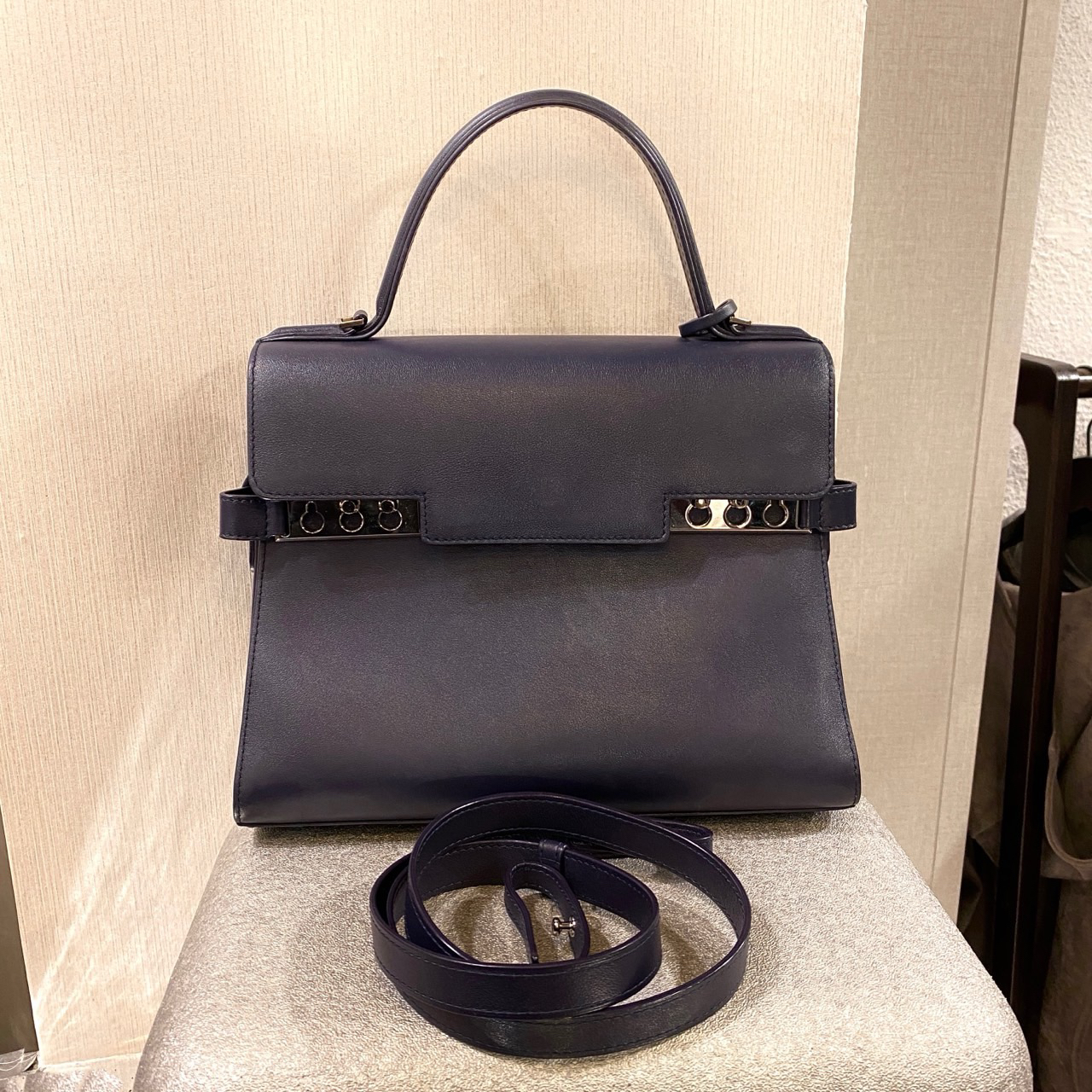 95新 Delvaux/德尔沃 德尔沃tempete中号手提单肩包 紫色