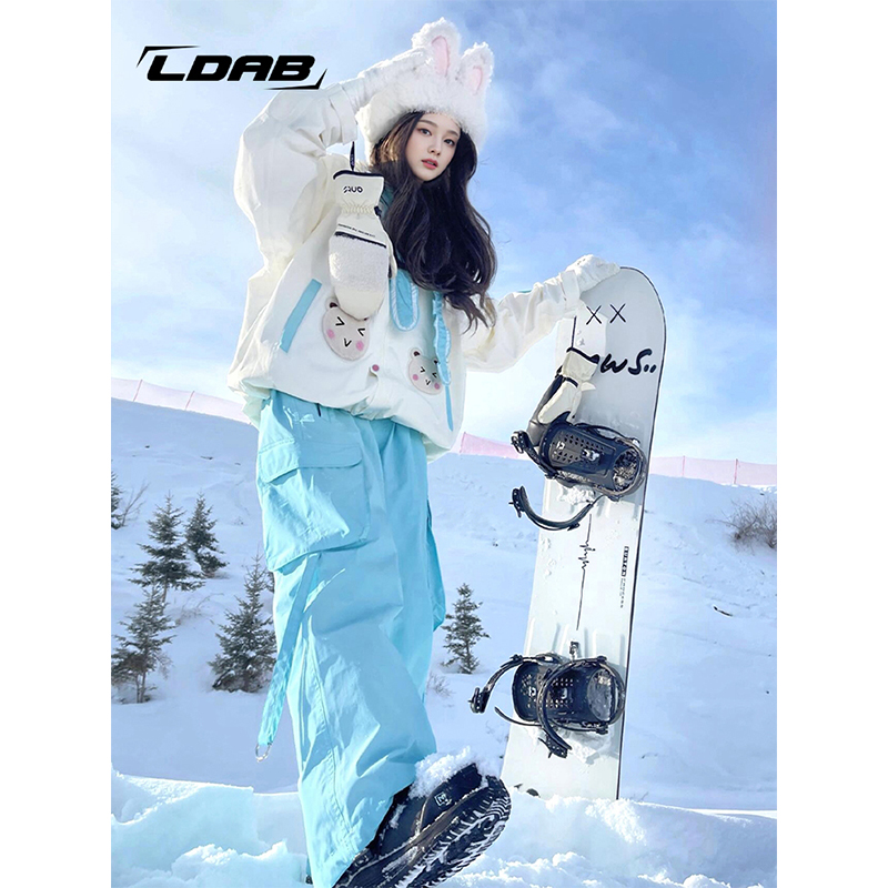 临典LDBA小熊蓝色滑雪服装女2024冬小众高级感多巴胺单板滑雪上衣