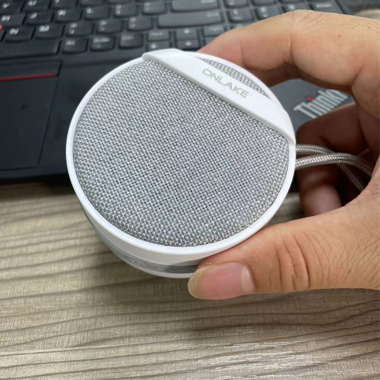 新人见面礼睡眠仪音箱家用户外无线高音质音箱便携睡眠仪音箱