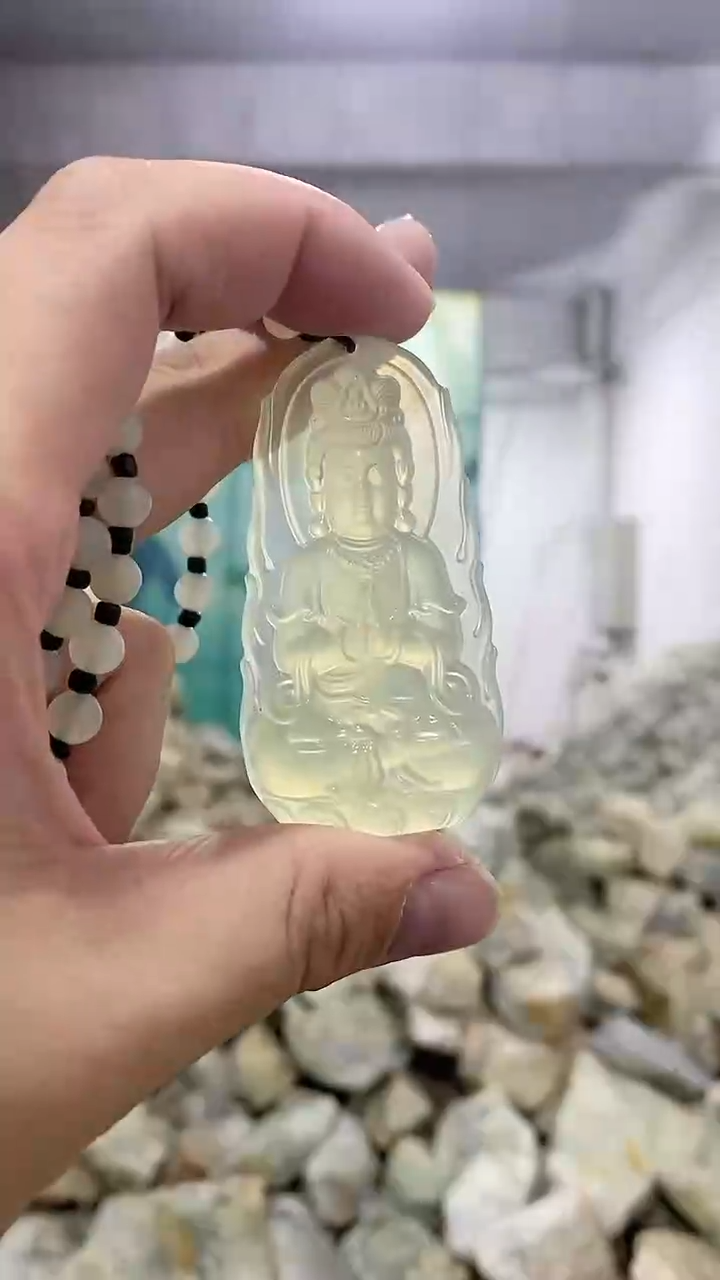 【闪购商品】蛇纹石玉颈饰未镶嵌观音吊坠多样性发货其中发一