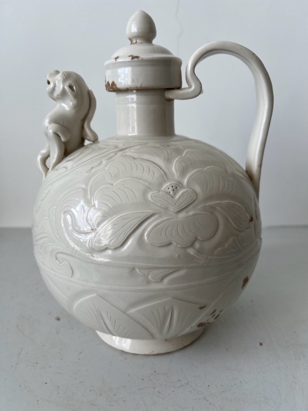 定窑兽首执壶器型规整胎质干老釉面莹润刻工精细纯手工老物件