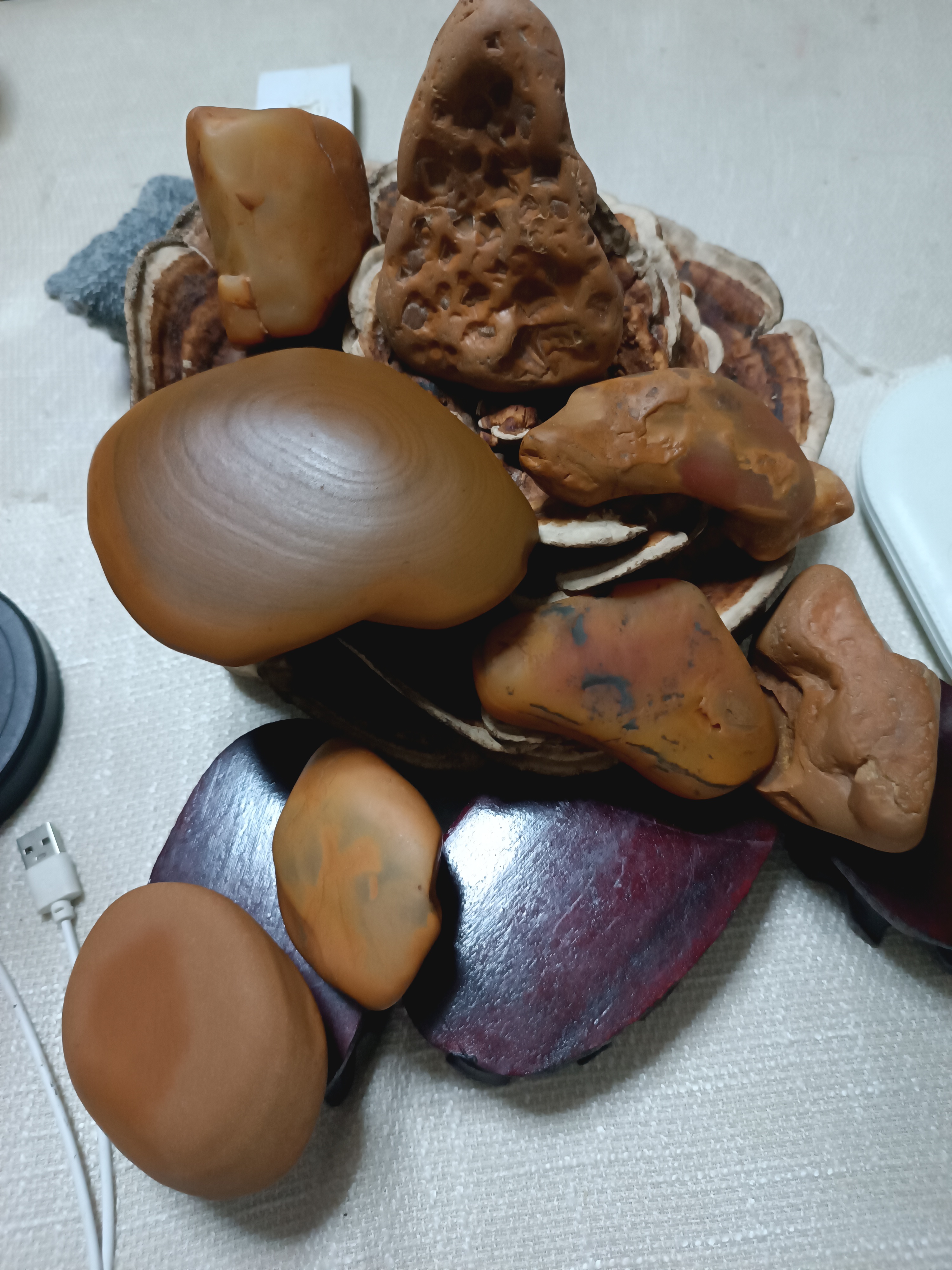 忽然而已黄蜡石直播商品品类