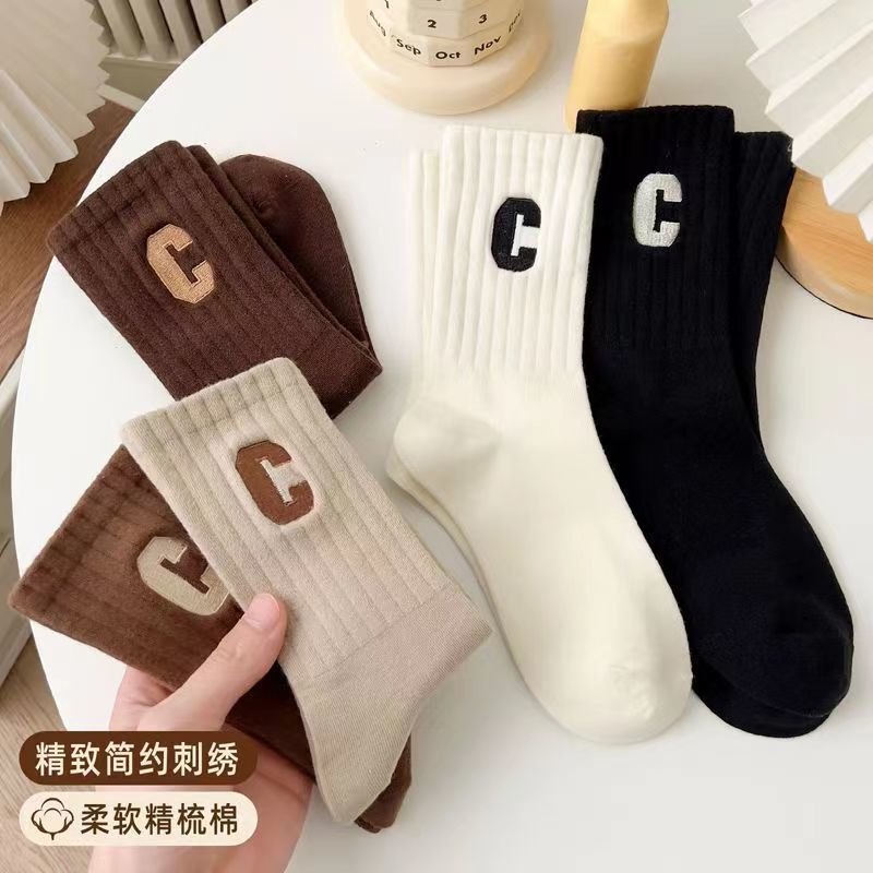 字母袜子女中筒袜秋冬棉线春秋款ins潮网红外穿运动高筒长筒长袜