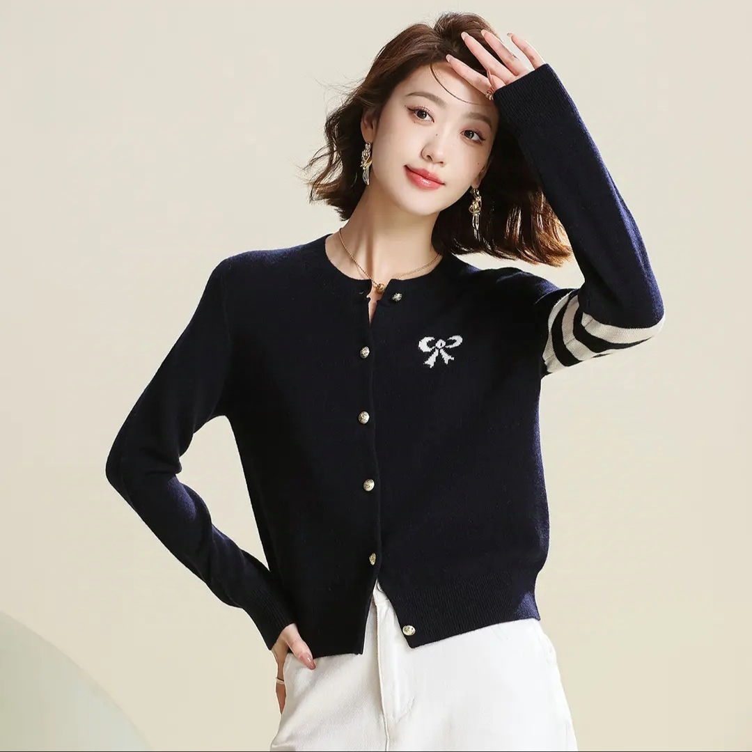 撞色蝴蝶结绵羊毛开衫2024秋季新款时尚百搭圆领针织毛衣外套7059