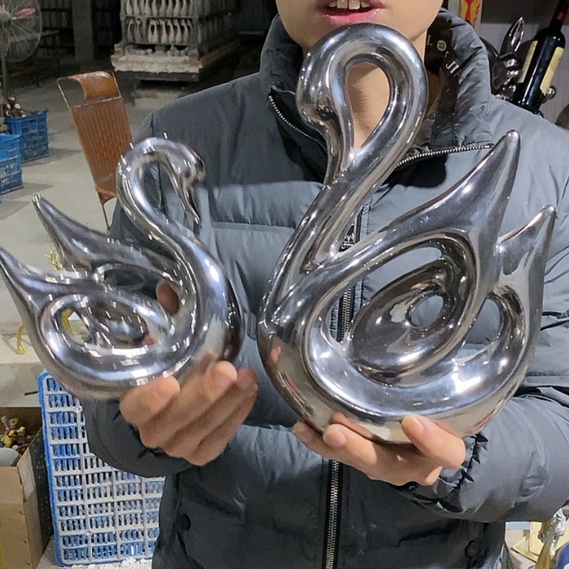【闪购商品】陶瓷摆件电镀银情侣天鹅