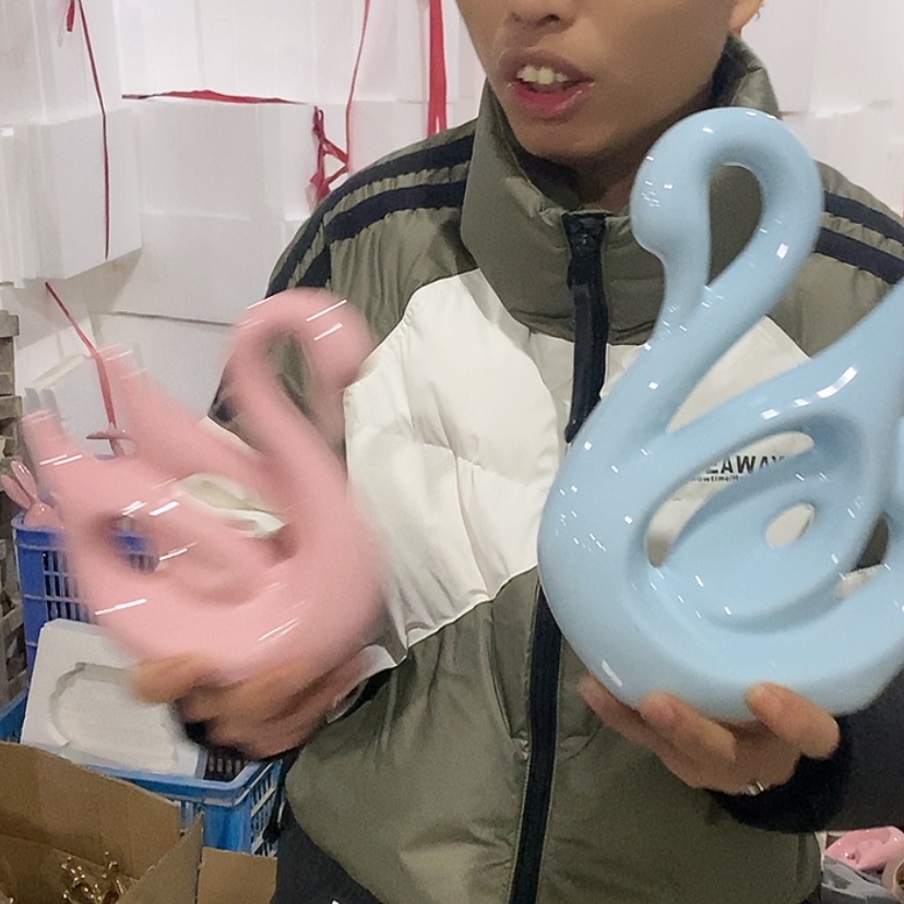 【闪购商品】陶瓷摆件马卡龙情侣天鹅