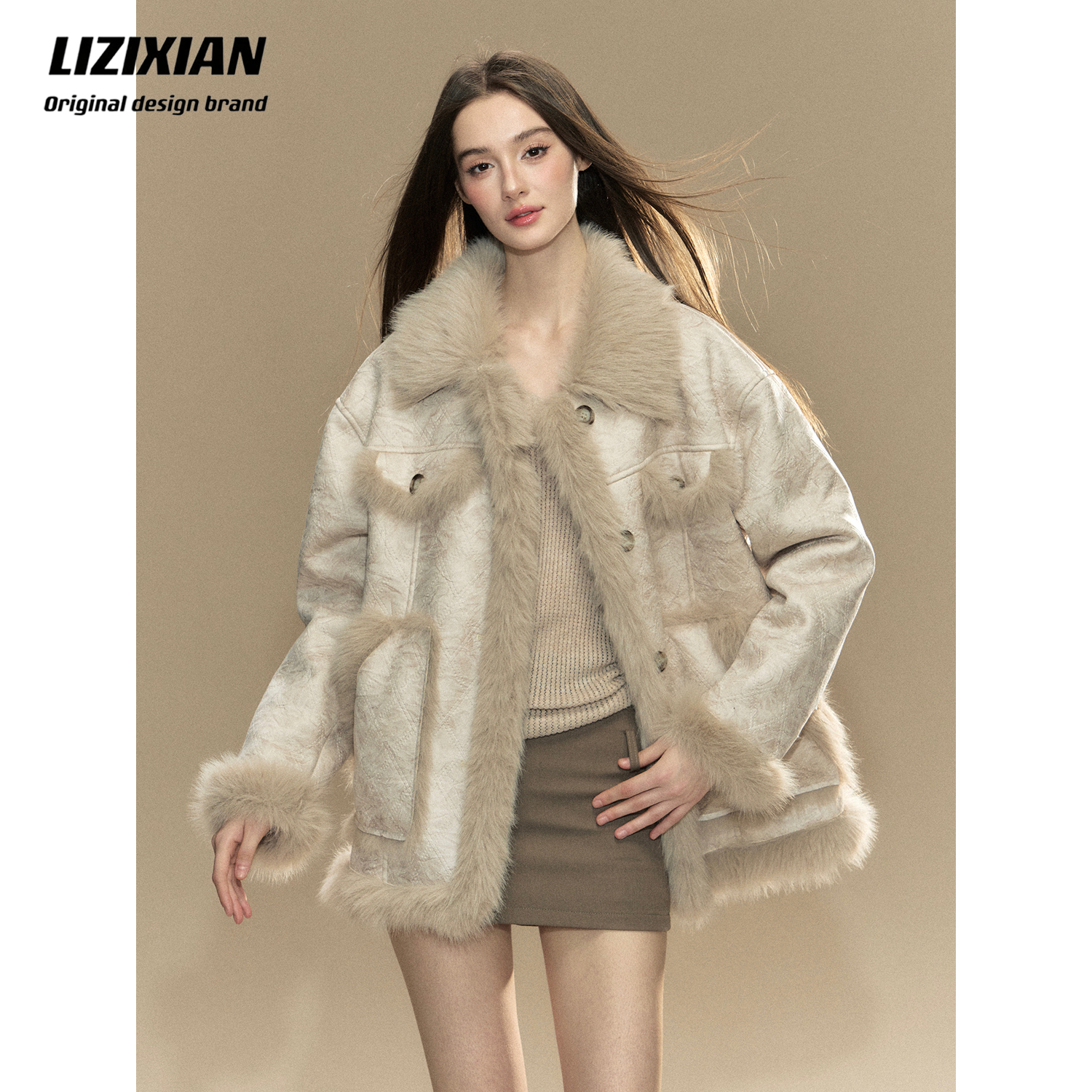 LIZIXIAN李梓仙原创设计米白色菱格撞色毛毛皮毛一体冬季新品外套