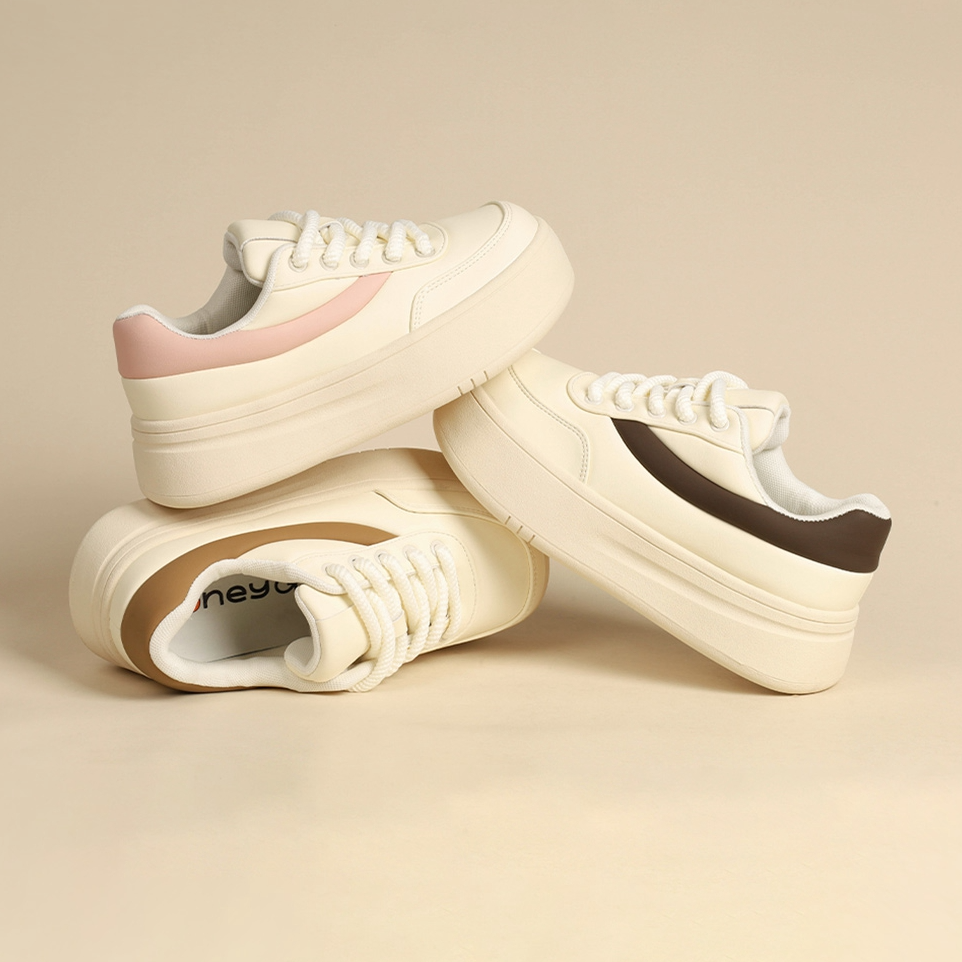 【知蛛王】厚底小白鞋女软底2024新款夏季云朵踩屎感增高板鞋CE048