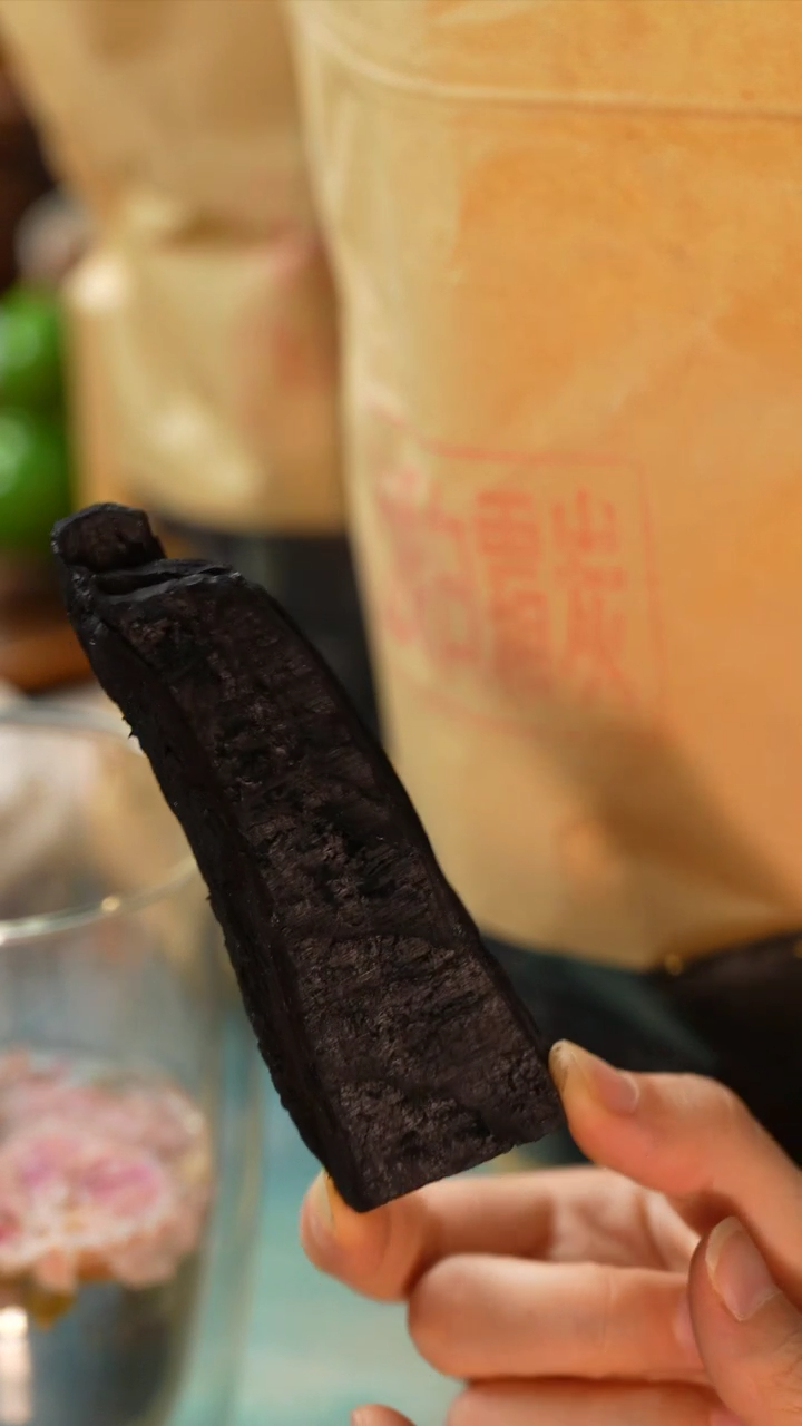 【闪购商品】杯龙眼碳一斤装 碳