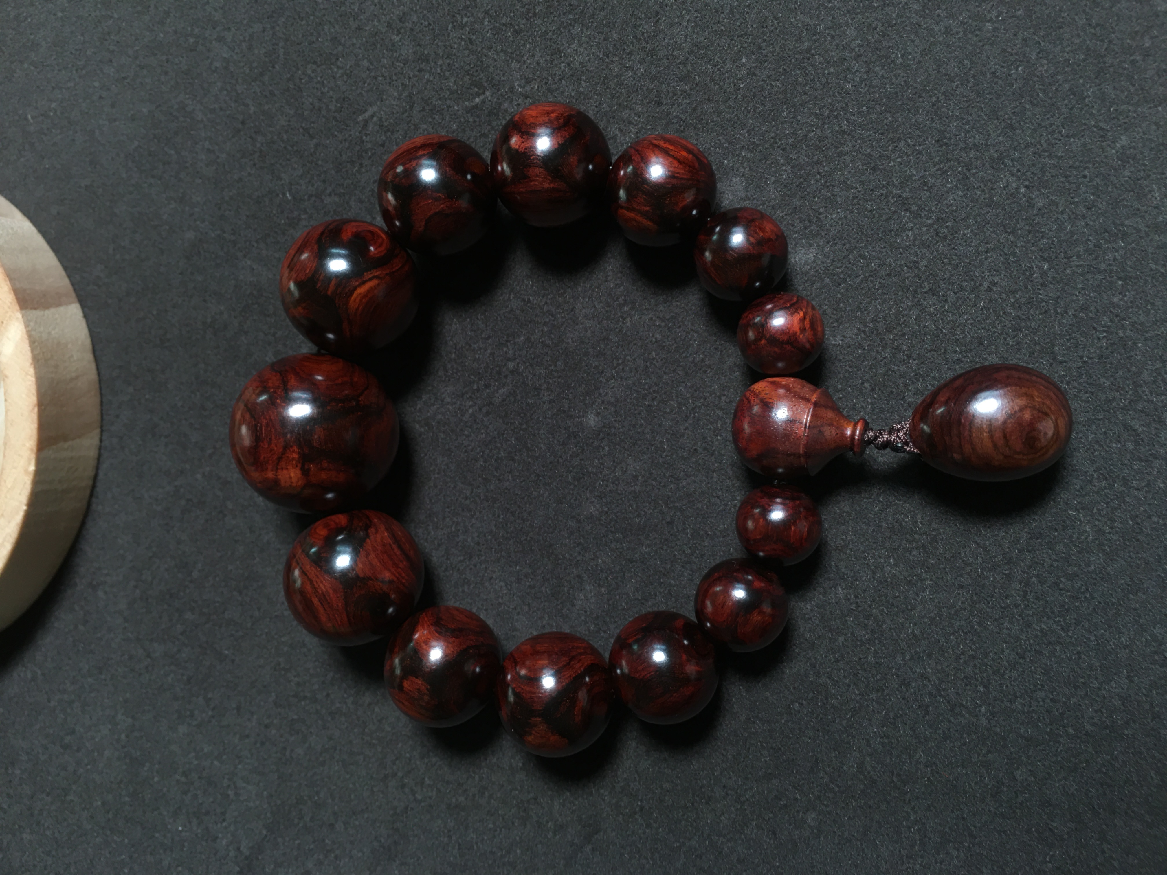 【一物一拍】AMS007海黄紫油梨多彩达摩满纹黑线光线鬼脸手串