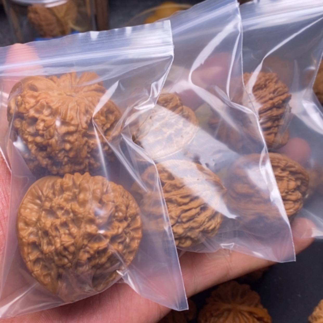 【闪购商品】文玩核桃把件用****6官帽加四座楼