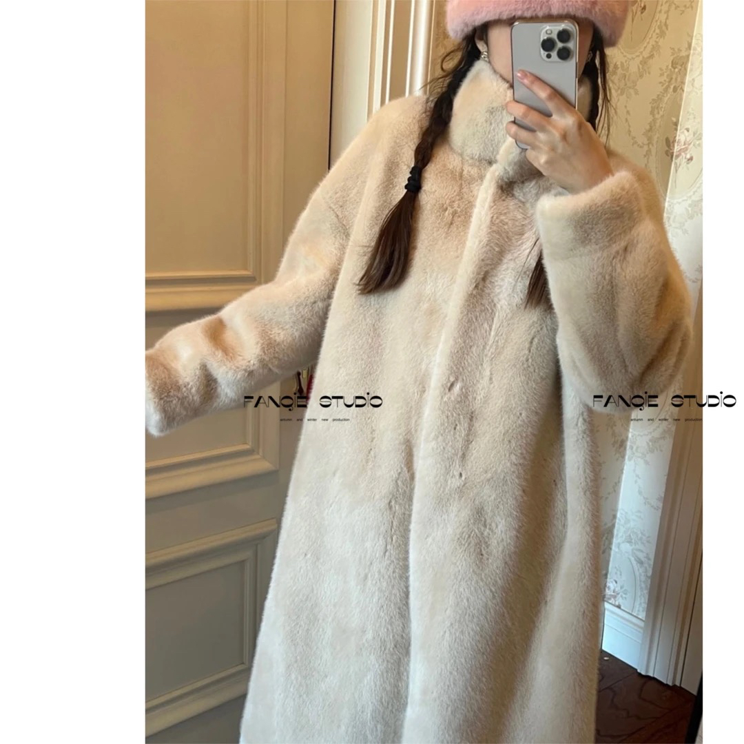 【冬日恋歌】经典款3色可选百搭气质仿水貂绒外套
