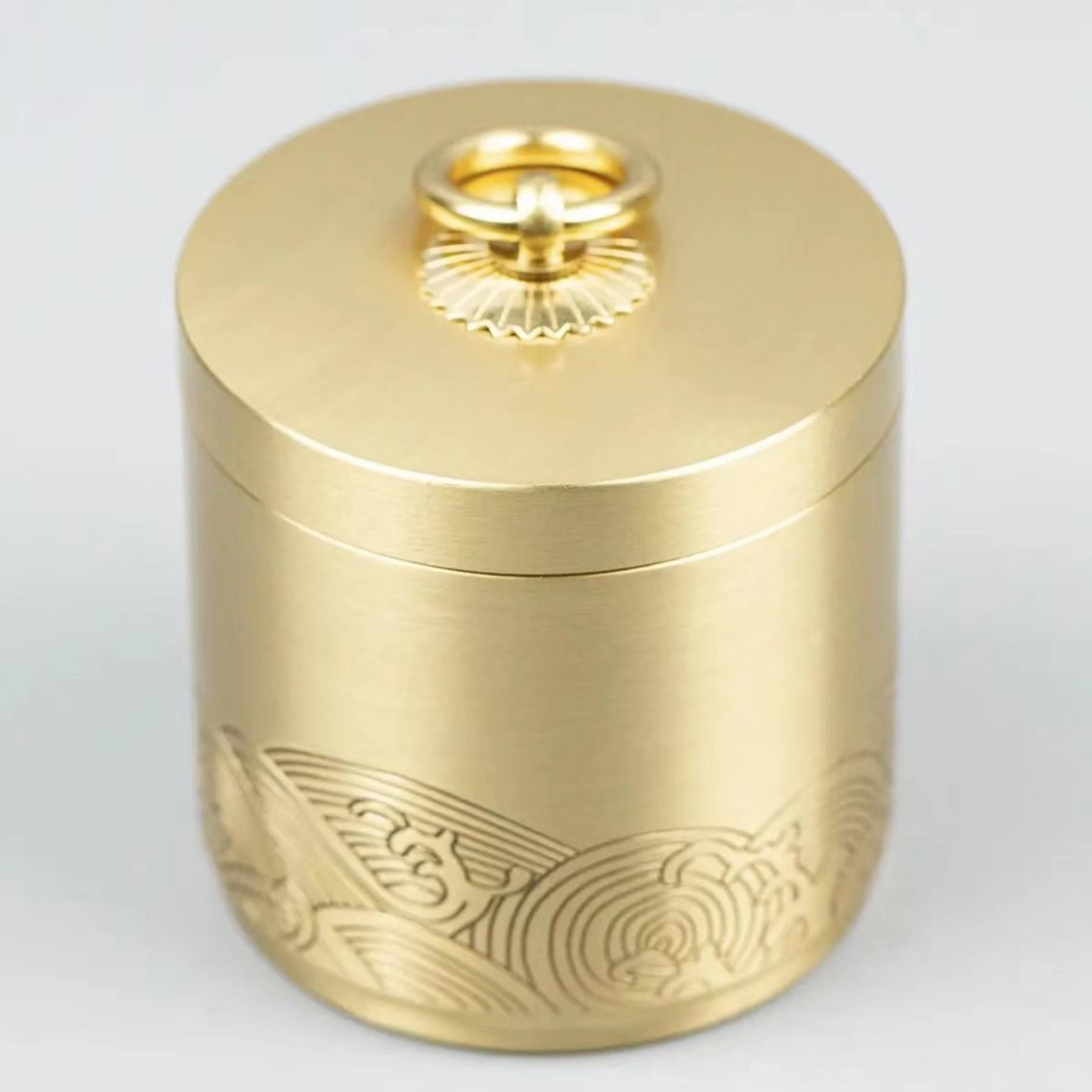 【康娆工艺品】纯黄铜烟灰缸 祥云车载烟灰缸带盖高档金色手工