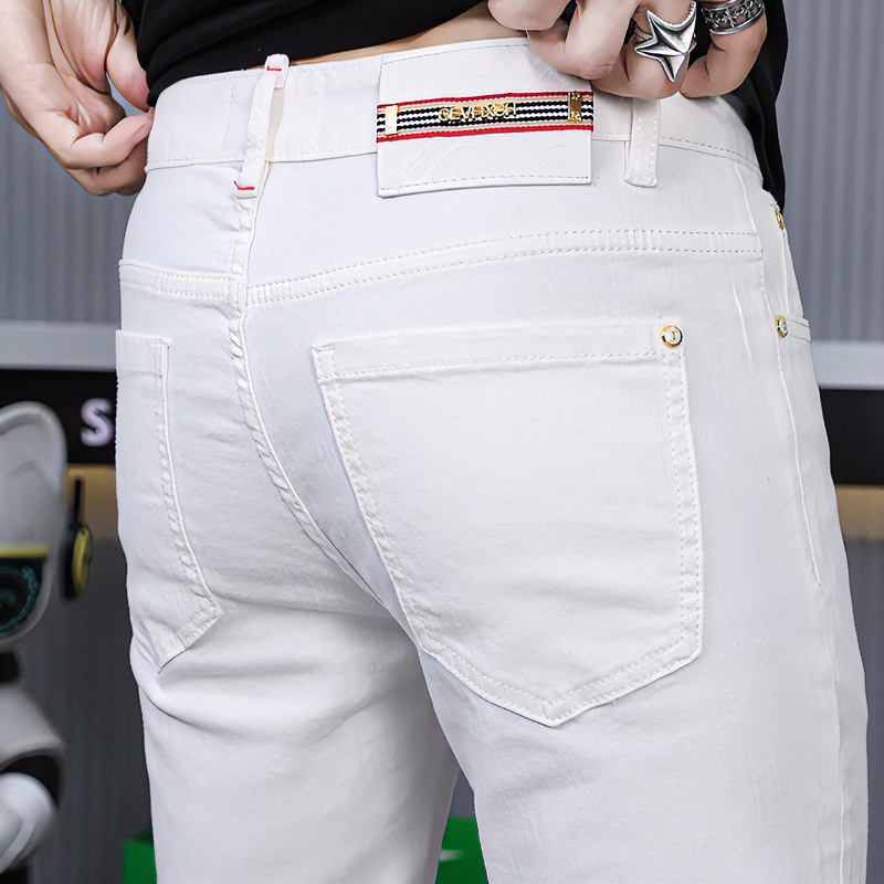 【1轻奢欧货】高端时尚帅气潮流修身弹力白色男士牛仔裤/九分裤