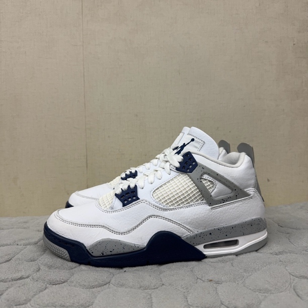 95新 AIR JORDAN 43码/aj4午夜蓝蓝球鞋/无原盒/95新/篮球鞋