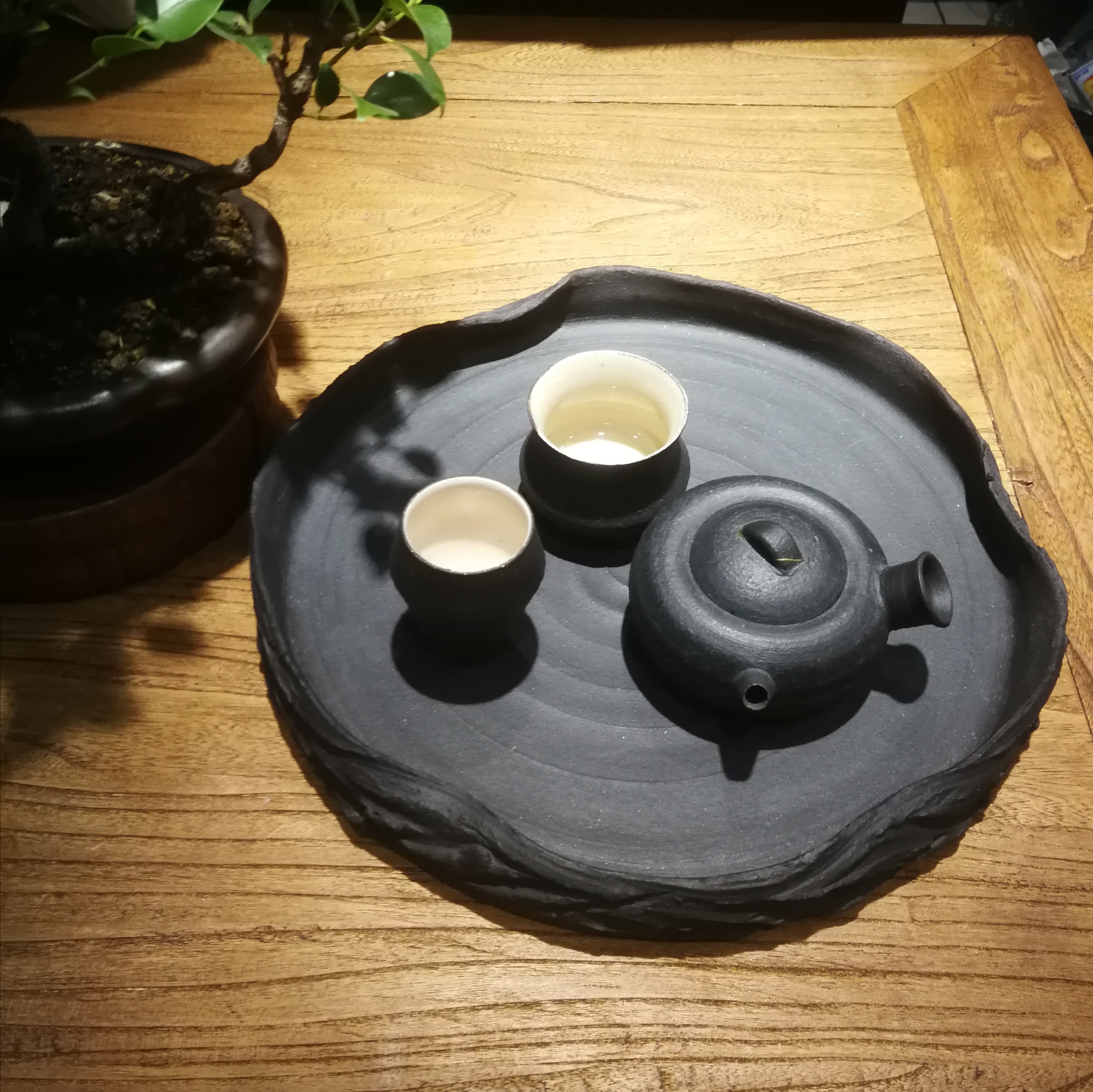(匠心之作)纯手工制作紫砂黑色釉茶具套装(川和月芽)