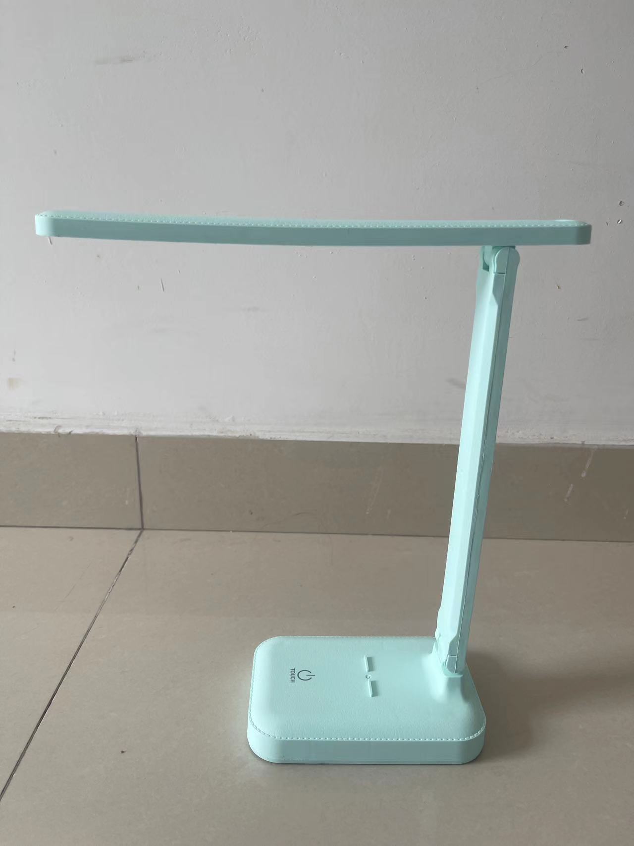 儿童学习护眼台灯